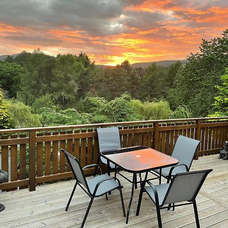 Beautiful 2 Bedroom Lodge With Stunning Views Blair Atholl Exterior foto