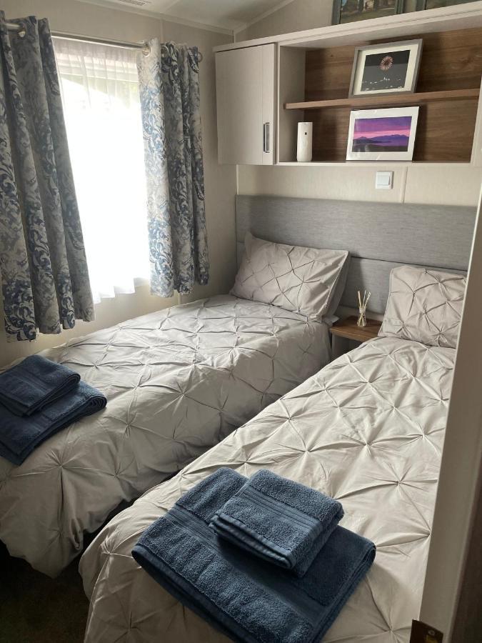 Beautiful 2 Bedroom Lodge With Stunning Views Blair Atholl Exterior foto